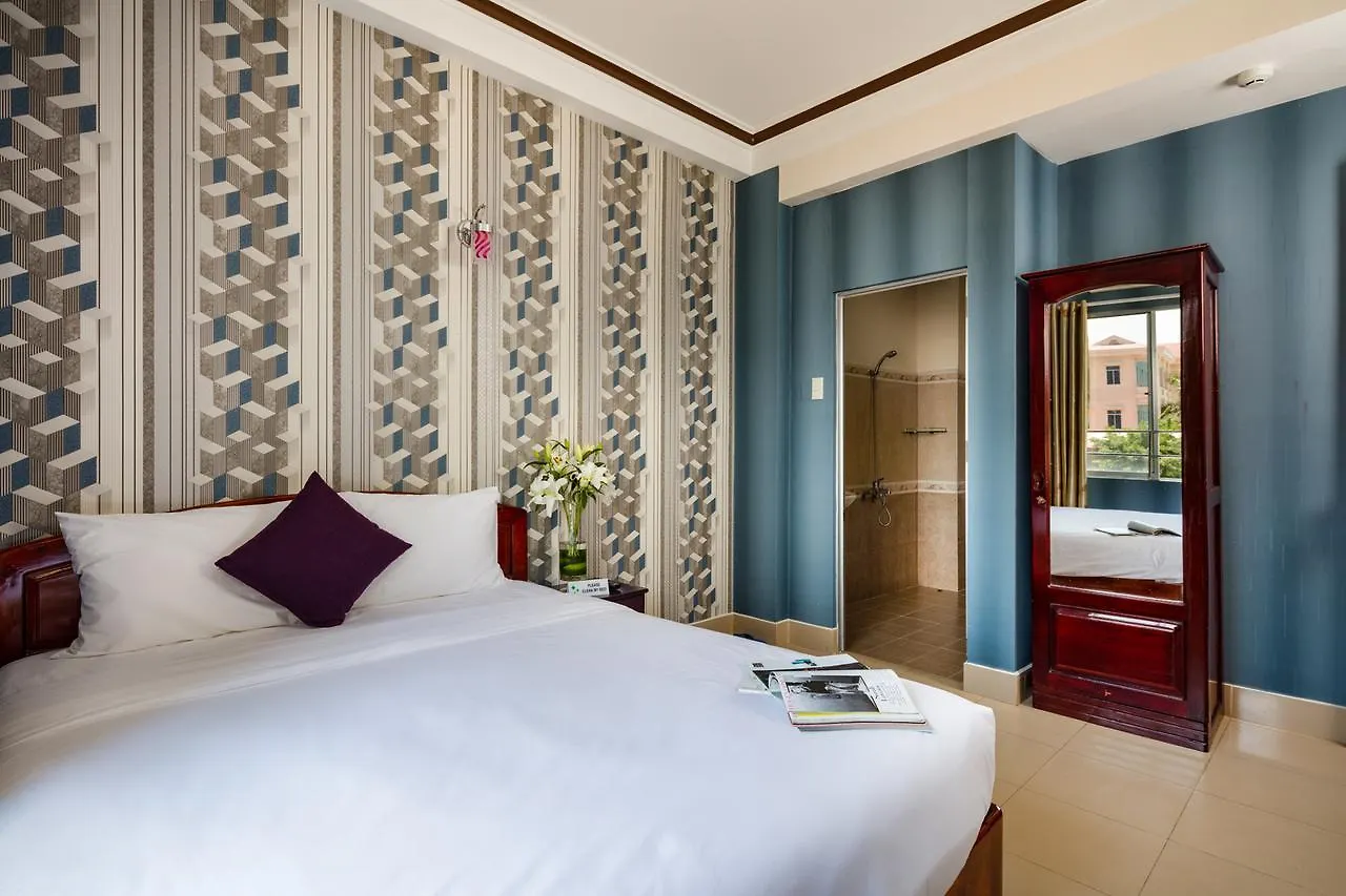 ***  נה טראנג Oressund Hotel וייטנאם